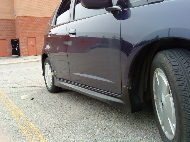 fit mugen side skirt 4 Looking for 2009 Honda Fit mugen style test fitted body kits???  Kplayground is the answer for you!! 